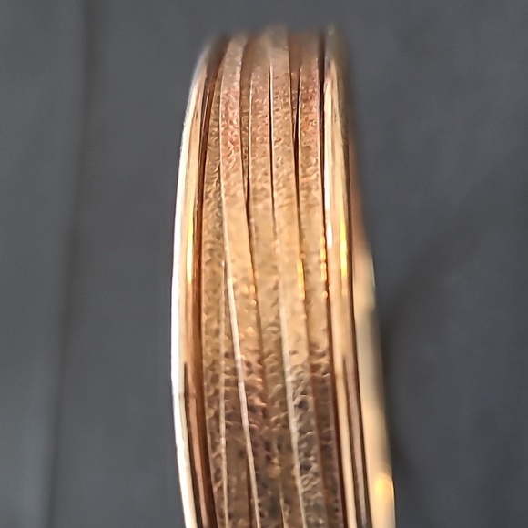 Italian Solid 925 Silver bangles. Made in Italy. Approx 1/2 inch wide. 55.3g - Picture 4 of 7